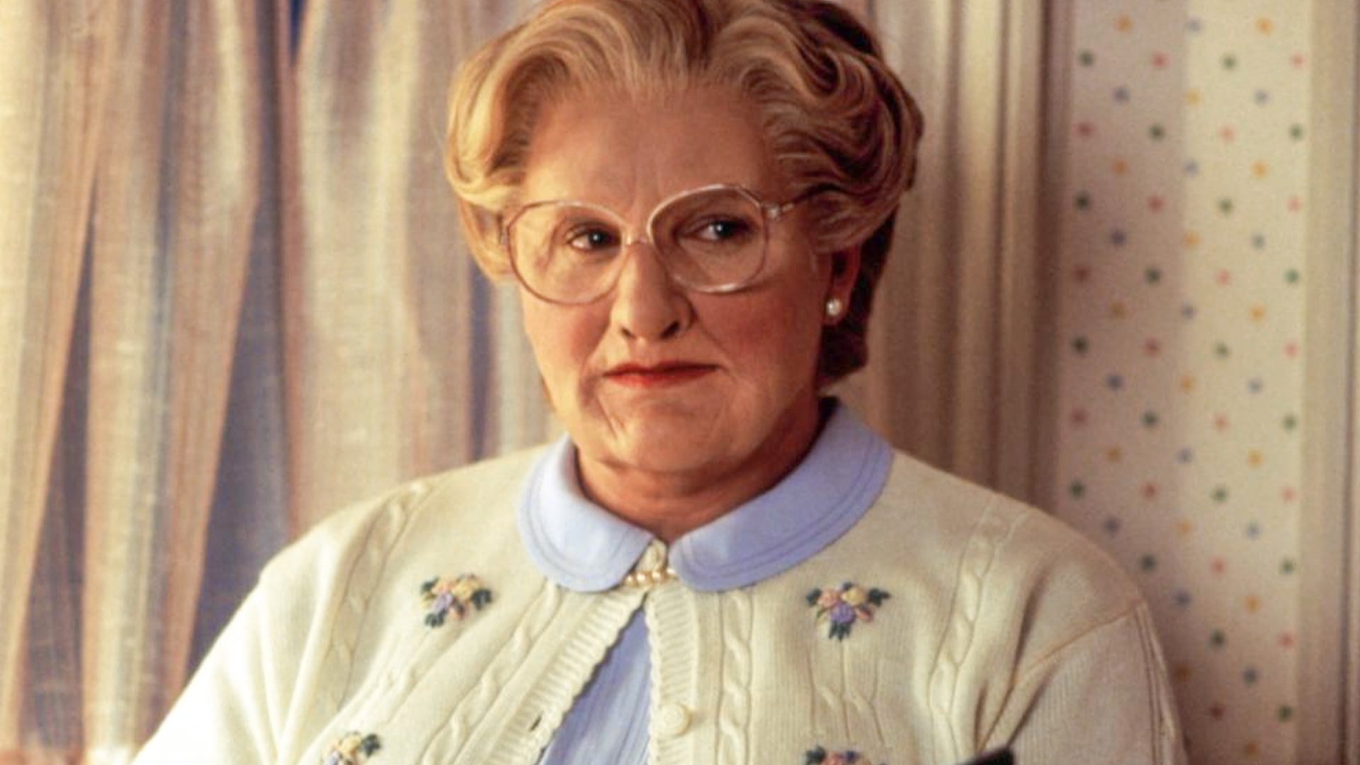 Mrs Doubtfire Movie - 30 Mrs Doubtfire (1993) Movie Facts You Haven't Read Before